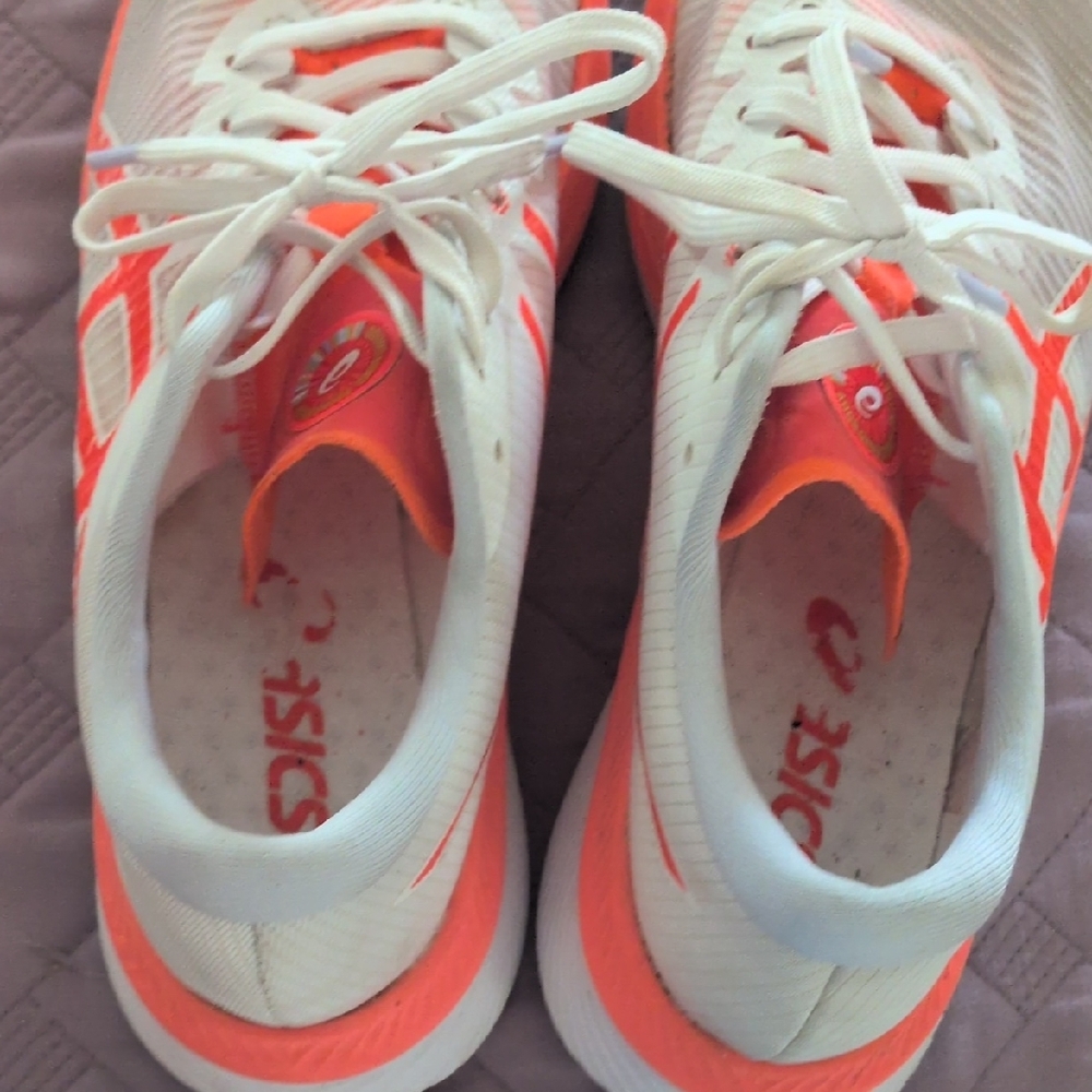 ASICS Magic Speed 3 - Picture 5 of 8